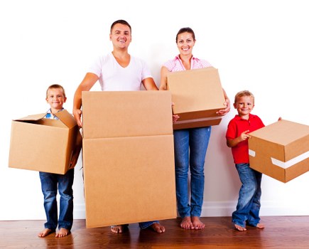 Local removals team helping with house moving in Brookgreen