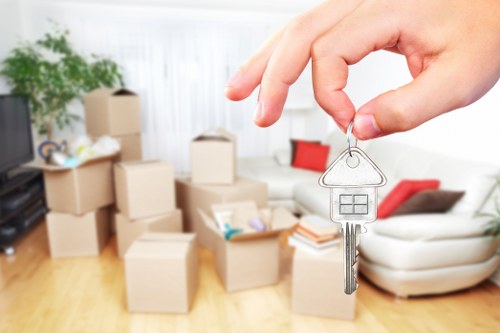 Removal van service supporting a Brookgreen home move