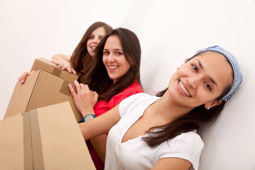 Planning a Brookgreen move with removal truck hire options