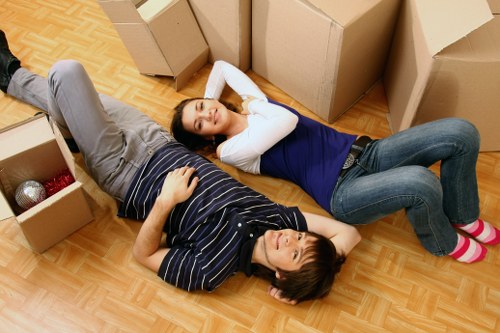 Apartment moving team handling stairs and access challenges in Brookgreen